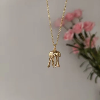 Ожерелье с медузами для женщин, милое ожерелье с морскими животными, украшения для летних праздников, забавные креативные украшения 2023